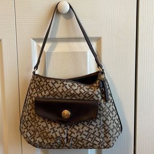 Tommy Hilfiger bag